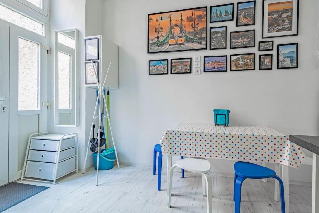 Little Dream Apartment Budapest Luaran gambar
